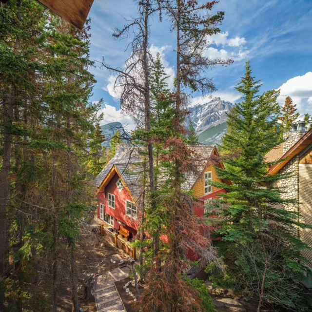 hotel stay at Fairmont Banff Springs :)