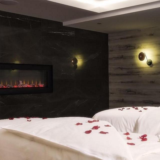 couples massage @ Fairmont spa :)