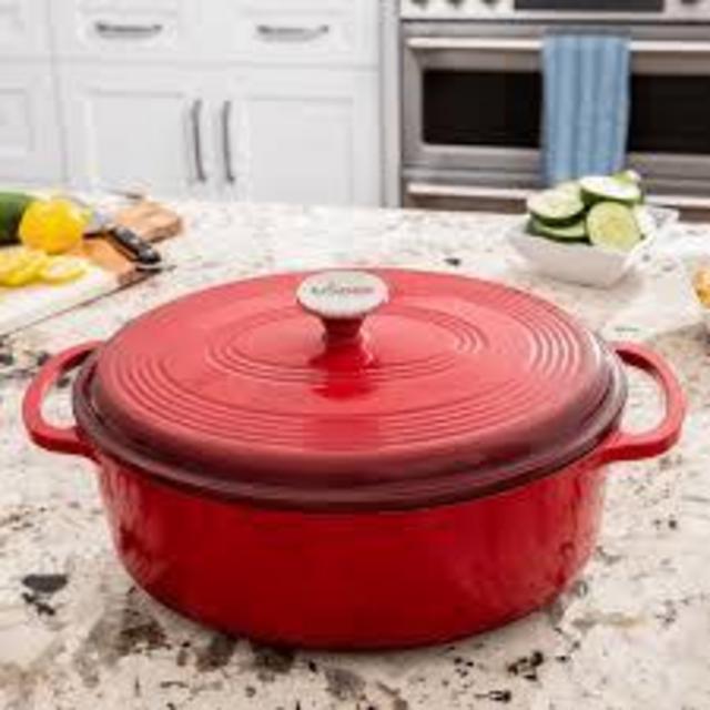 Lodge Enameled Dutch Oven