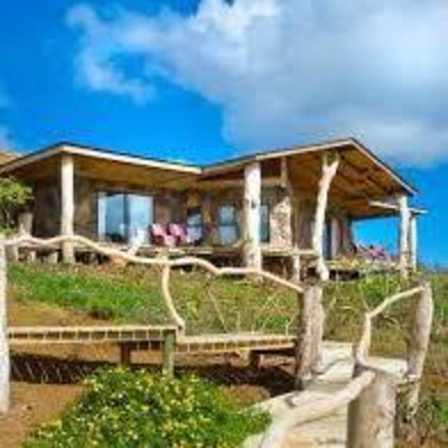 Hare Noi Hotel- Private Bungalow on Easter Island