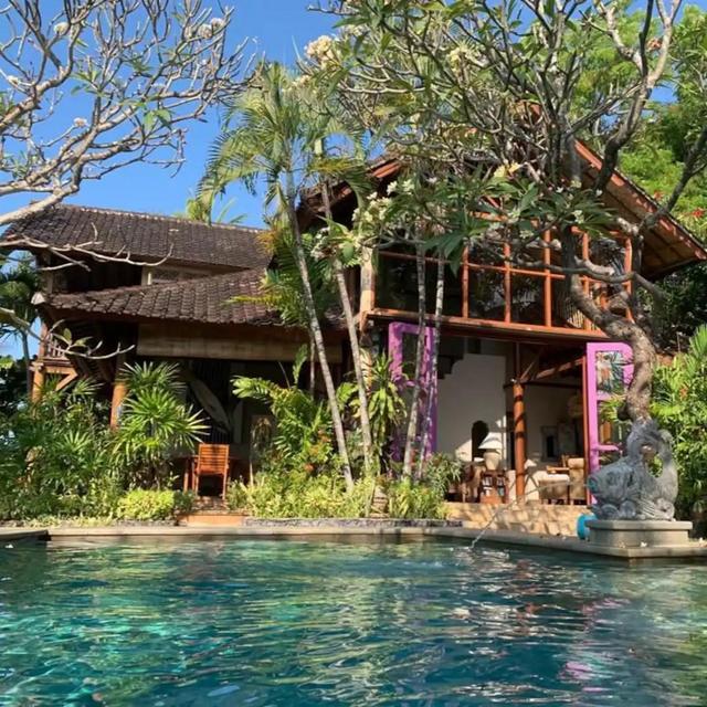A Night's Stay In A Villa in Bali