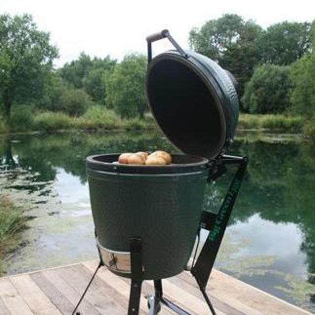 Big Green Egg (Medium)