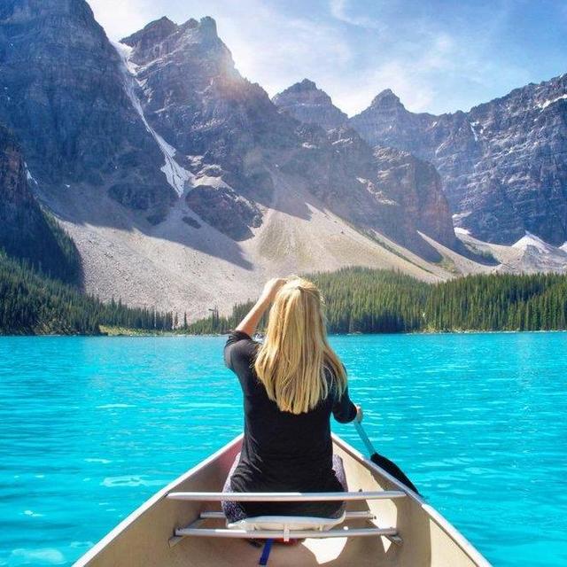 Lake Louise Canoe Excursion