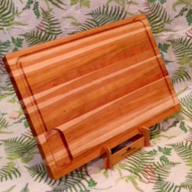 FROM VERMONT: Large Cherry Cutting Board with Juice Groove