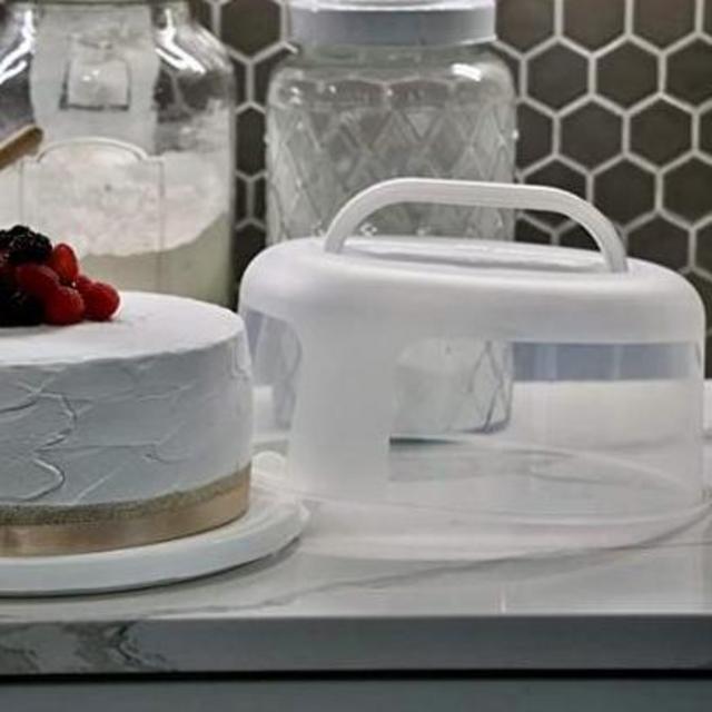 Cake Carrier