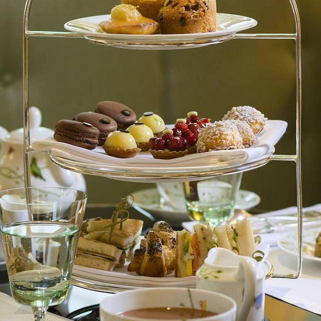 Afternoon tea at Le Bristol