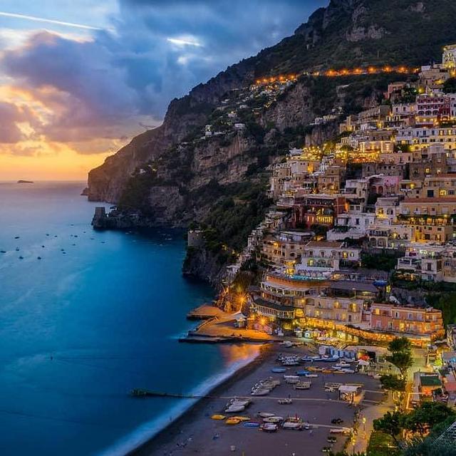 Capri Boat Tour in Italy
