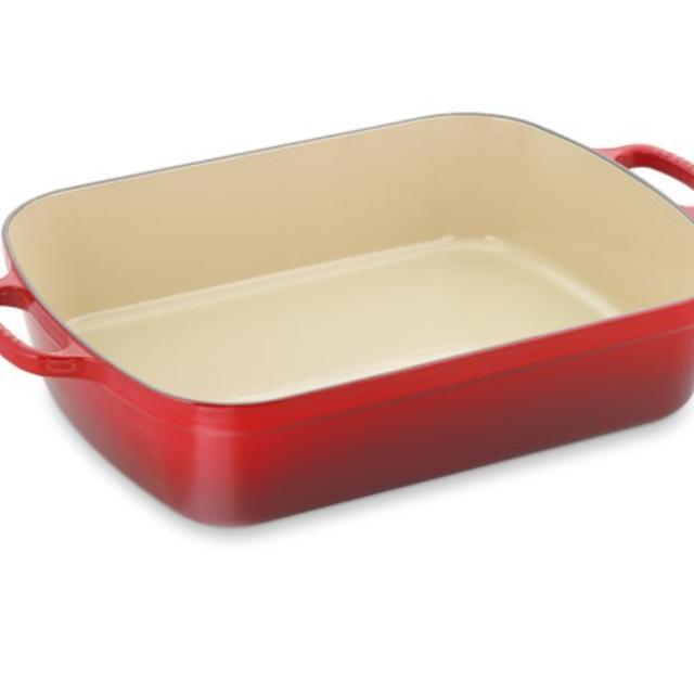 Le Creuset Signature Cast-Iron Large Rectangular Roaster, Red