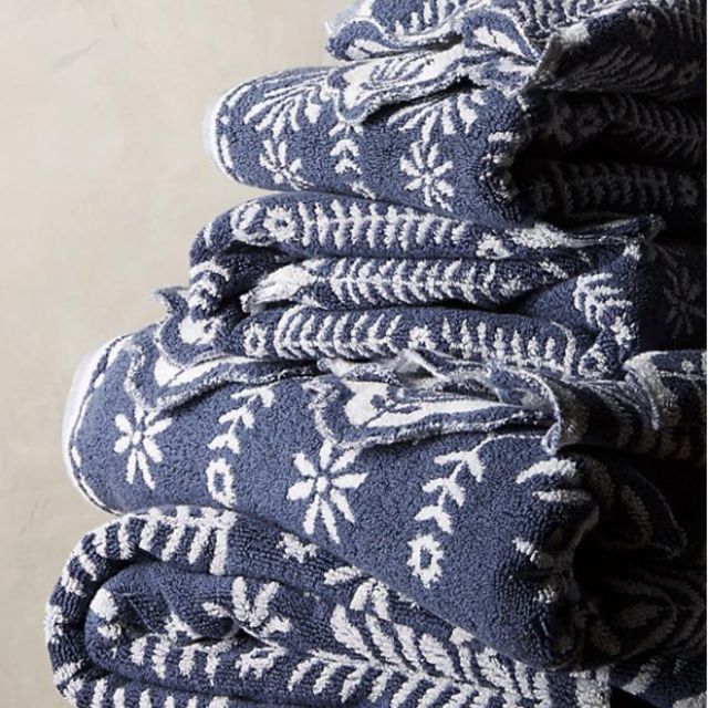 Hanna Towel Collection