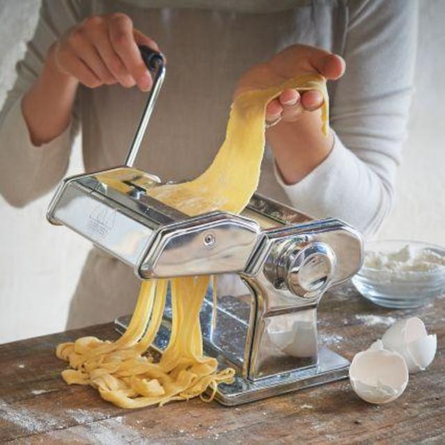 Gift Card for: Date Night: Perfect Pasta for Two - Sur la table cooking class