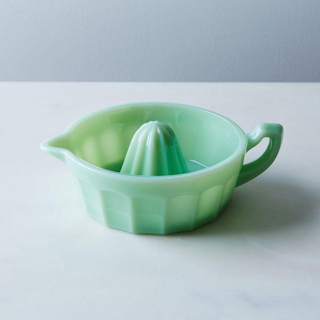 Glass Juicer (Jadeite)