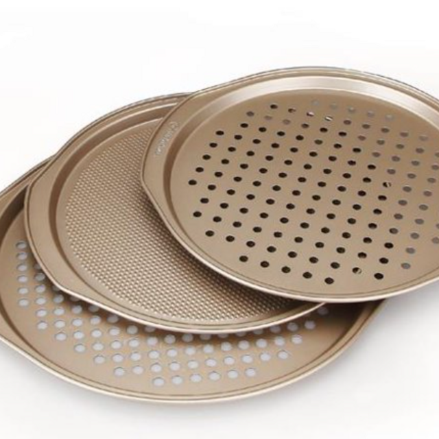 Westinghouse WH-1 Carbon Steel Pizza Pan Set with 2 x 12 in. Plus 1 x 14 in. Pizza Pans & Premium Non-Stick Coating - 3 Piece