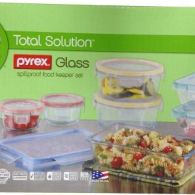 Snapware: 18PC Total Solution Pyrex Glass Food Keeper Set - Featuring Write N' Erase Lids
