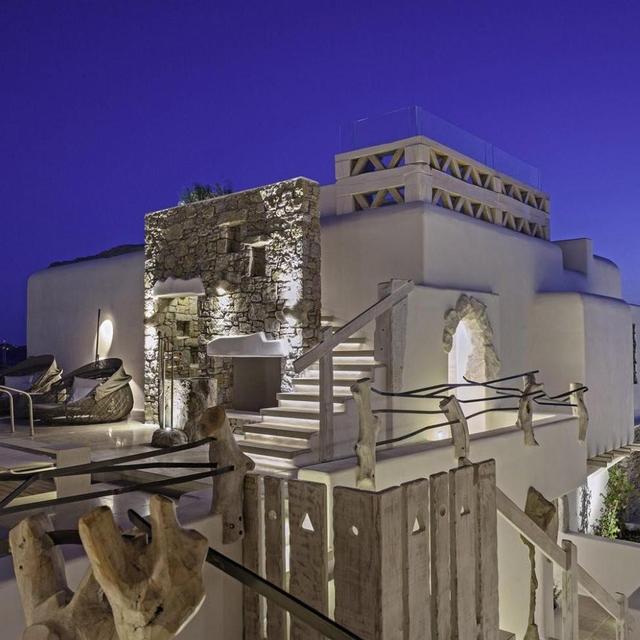 5 Night Stay at Luxury Hotel in Mykonos
