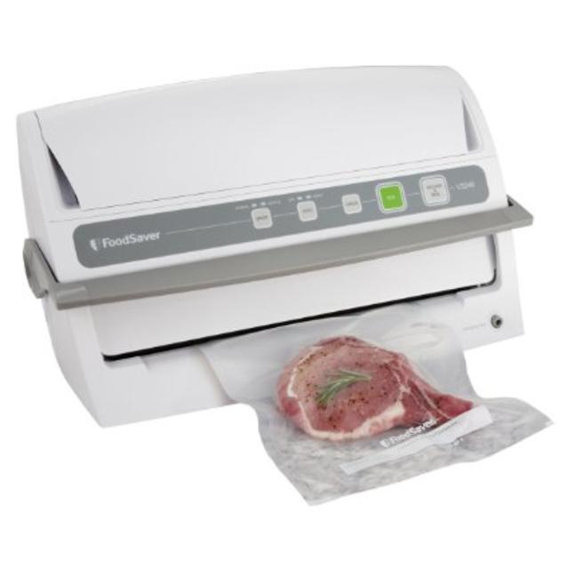 FoodSaver V3240 Vacuum Sealing System
