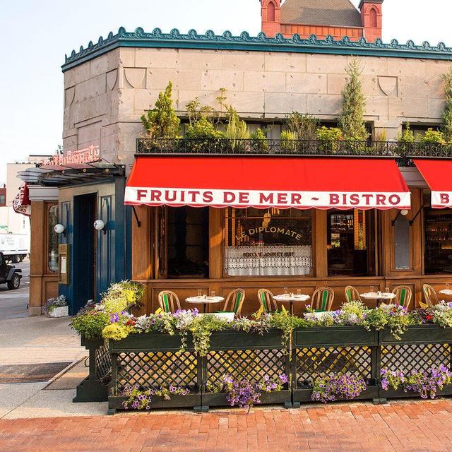 Dinner at Le Diplomate