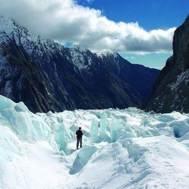 Entrance to Mount Cook National Park