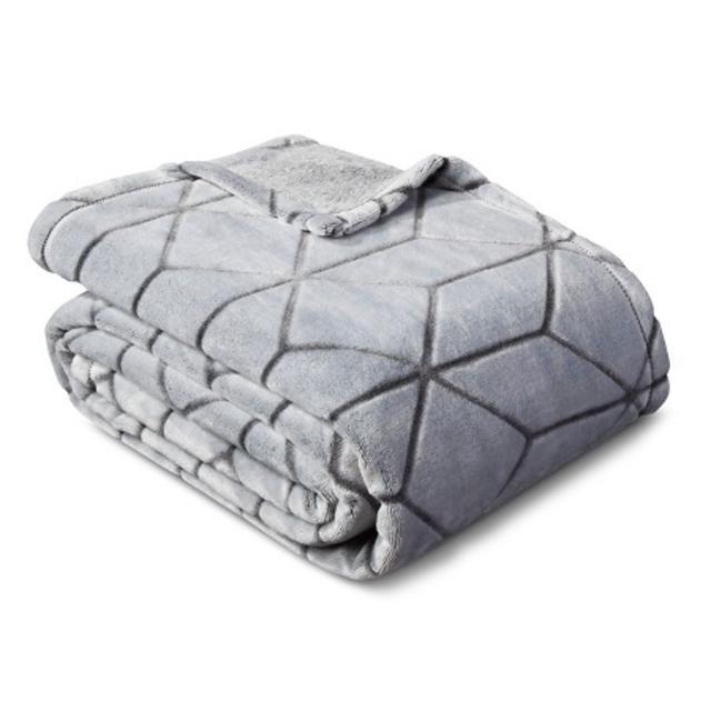 Micromink Plush Blanket  Twin) Flat Gray - Room Essentials™