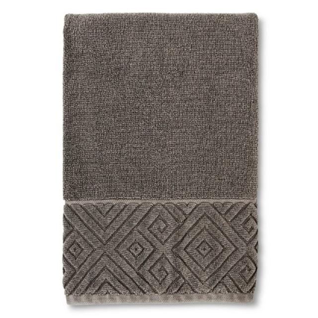 Distressed Tribal Geometric Bath Towel - Hot Coffee/Ebony