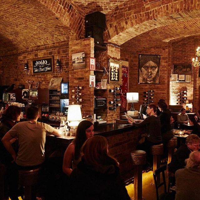Honeymoon Fund- Budapest Ruins Bar Tour Excursion
