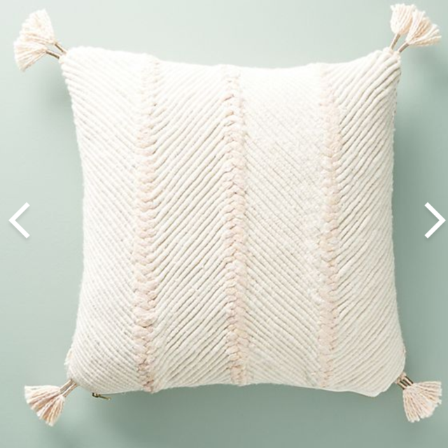 Embroidered Wilma Pillow (Pink)