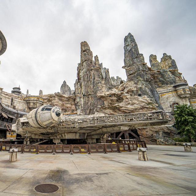 Trip to Disney's Galaxy's Edge