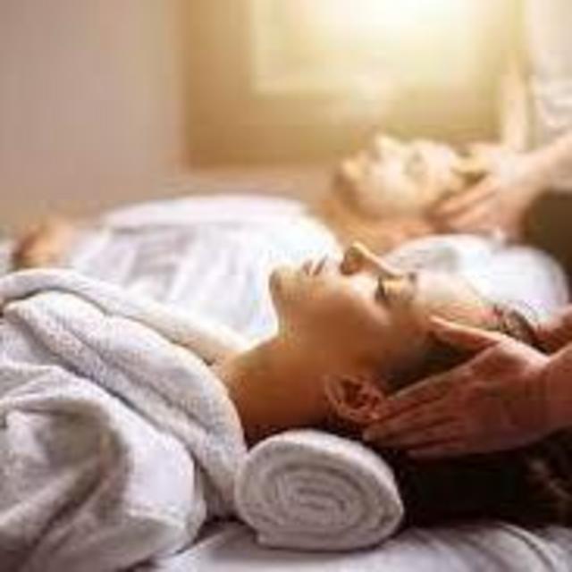 Couples massage