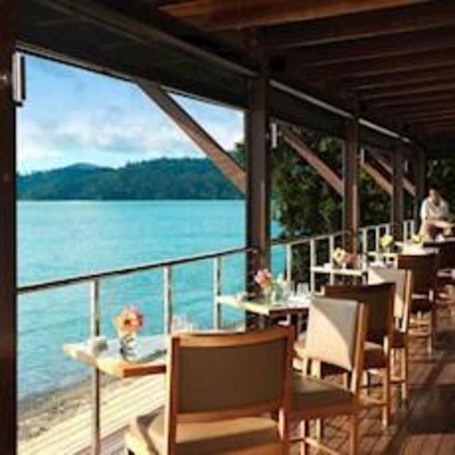 Lunch at Pebble Beach, Great Barrier Reef