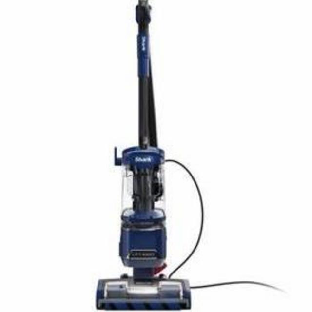 Shark Performance Lift-Away Upright Vacuum with DuoClean PowerFins
