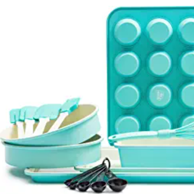 GreenLife Bakeware Healthy Ceramic Nonstick, 12 Piece Baking Set with Cookie Sheets Muffin Cake and Loaf Pans including utensils, PFAS-Free, Turquoise