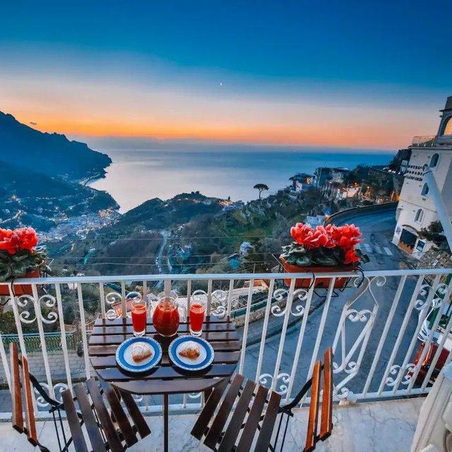 Ravello AirBnB - Honeymoon