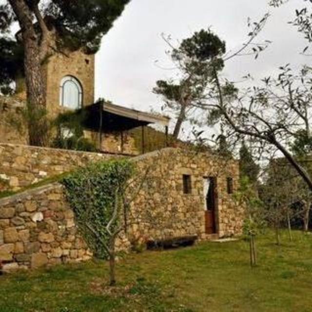 Montecchiello AirBnB - Honeymoon