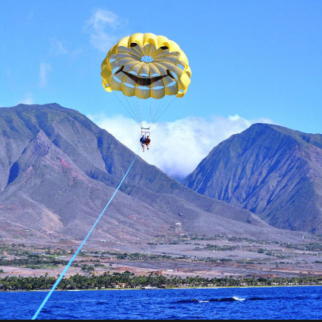 Parasailing in Hawaii