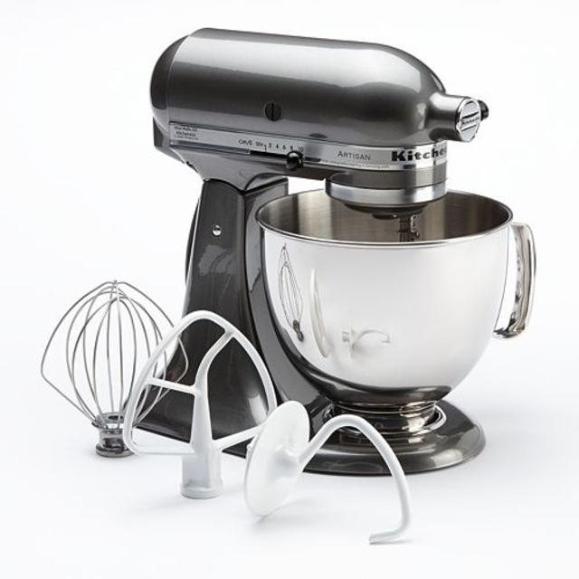 KitchenAid KSM150PS Artisan 5-qt. Stand Mixer, Red