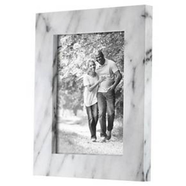 Product description page - 5"x7" Black & White Marble Frame - Threshold™