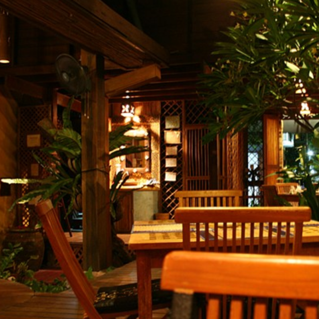 Dinner at Le Grand Bleu in Thailand