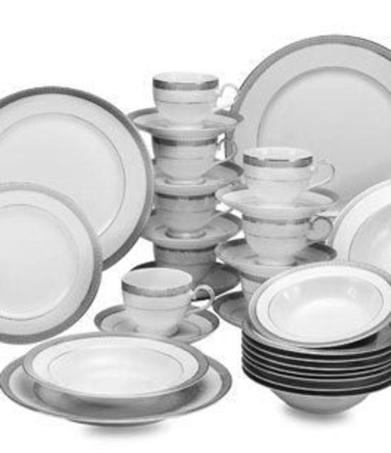 Mikasa Platinum Crown China 40-Piece Set