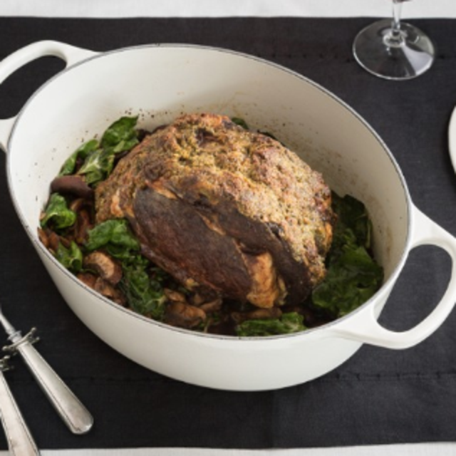 Le Creuset Signature Oval Dutch Oven, 6.75 qt. in White