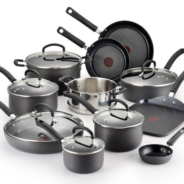 T-fal E765SH Ultimate Hard Anodized Scratch Resistant Titanium Nonstick Thermo-Spot Heat Indicator Anti-Warp Base Dishwasher Safe Oven Safe PFOA Free Cookware Set, 17-Piece, Gray