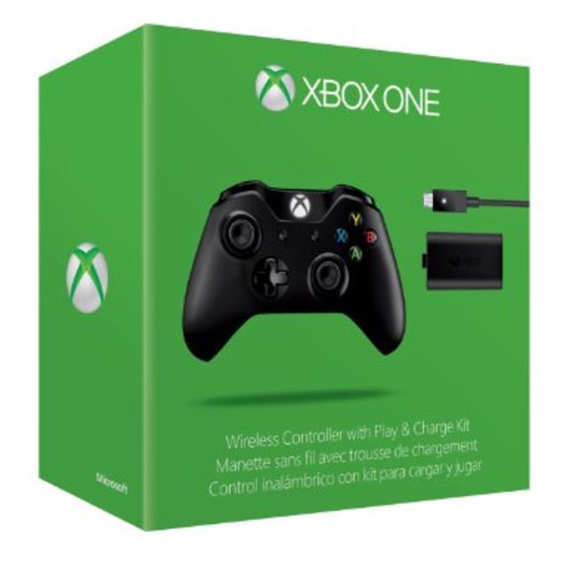 Xbox One Wireless Controller + Play and Charge Kit