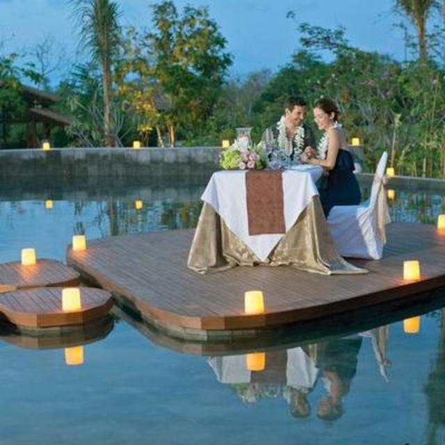 Fancy Dinner on a Pool