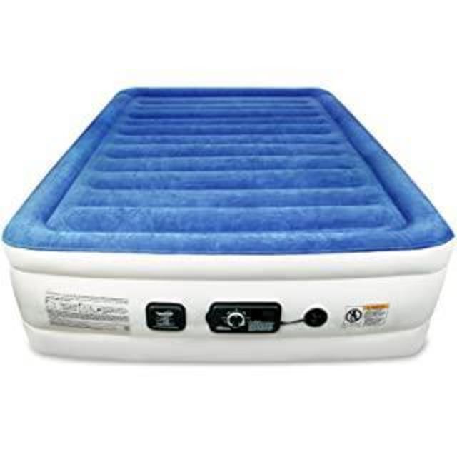SoundAsleep Dream Series Air Mattress with ComfortCoil Technology & Internal High Capacity Pump - Queen Size