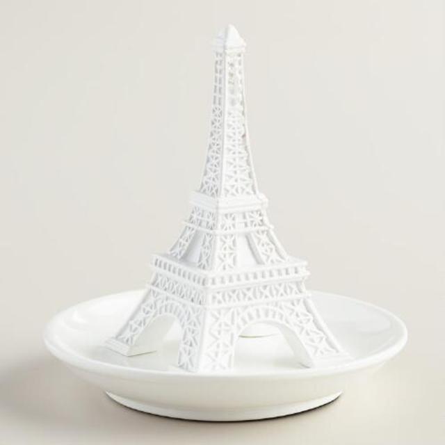 White Eiffel Tower Ring Holder