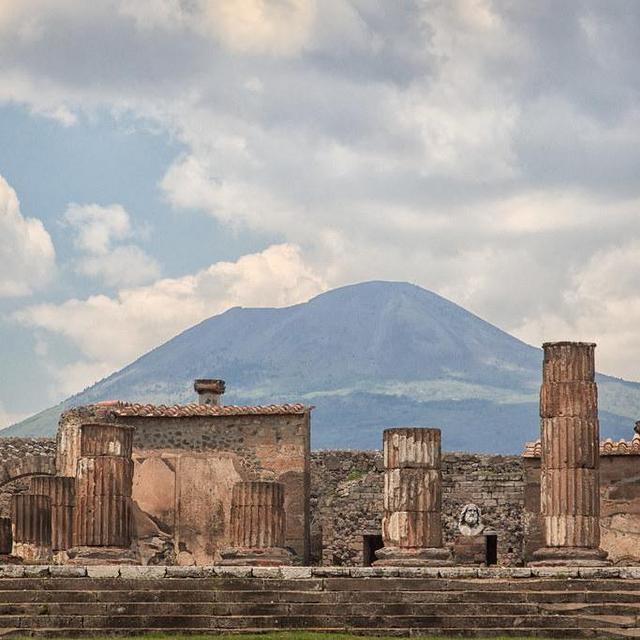 Guided Tour of Pompeii