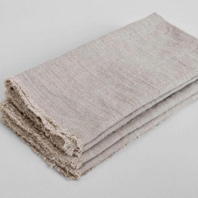 FRINGED LINEN NAPKIN