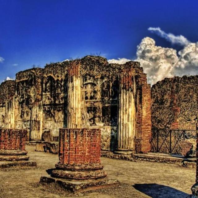 Guided Tour of Pompeii