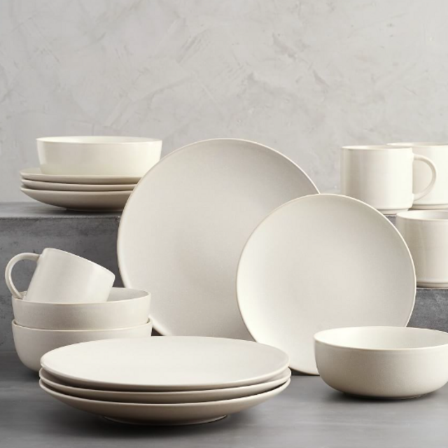24-Piece Dinnerware Set - Ivory