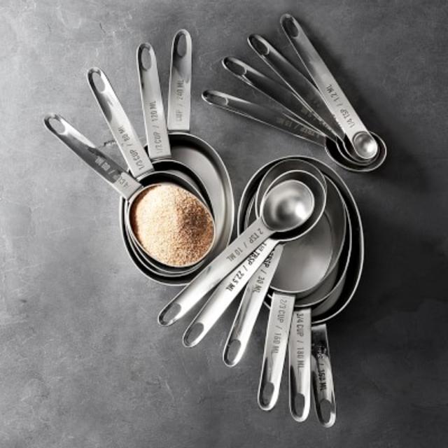 Williams Sonoma Ultimate Nesting Measuring Cups & Spoons Set