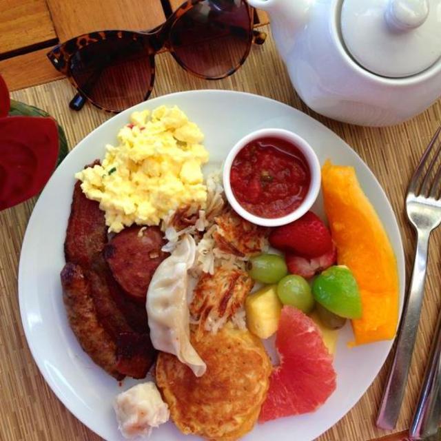Yummy Breakfast Buffet