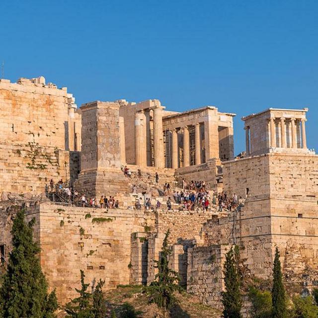 Sightseeing in Athens